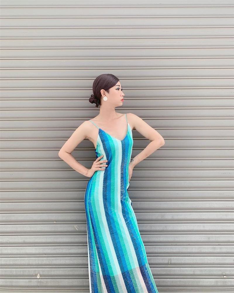 Ngắm Hải Triều phô diễn đường cong quá nuột, HHen Niê thất sắc vì tưởng đàn anh lấy ảnh của mình ra trêu-1