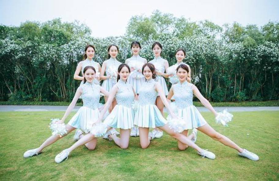 Bộ ảnh kỷ yếu của nữ sinh ngôi trường này có gì hot khiến dân mạng phải thốt lên: Nhất định sẽ thi vào đây bằng mọi giá-6