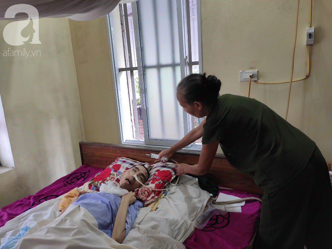 Con trai sắp lấy vợ bị tai nạn nằm một chỗ, người mẹ già ngã quỵ khi tiếp tục biết chồng ung thư mà không đủ tiền chữa-7