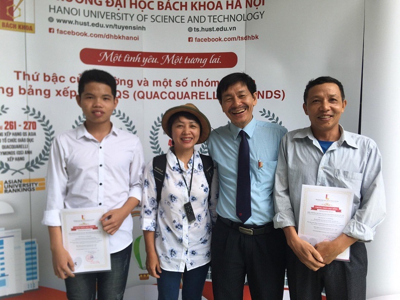 Hai anh em sinh đôi học giỏi được tuyển thẳng vào ĐH Bách khoa Hà Nội-3