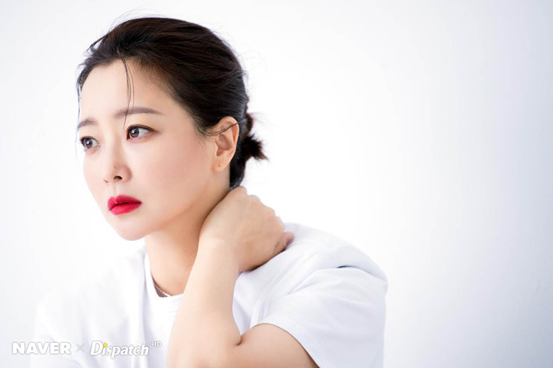 Kim Hee Sun - biểu tượng sắc đẹp trẻ trung ở tuổi 42-5