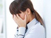 Cô gái trẻ ngất xỉu trong lúc trò chuyện với người thân, nguyên nhân phía sau khiến người trẻ tuổi cũng phải dè chừng Cô gái trẻ ngất xỉu trong lúc trò chuyện với người thân, nguyên nhân phía sau khiến người trẻ tuổi cũng phải dè chừng