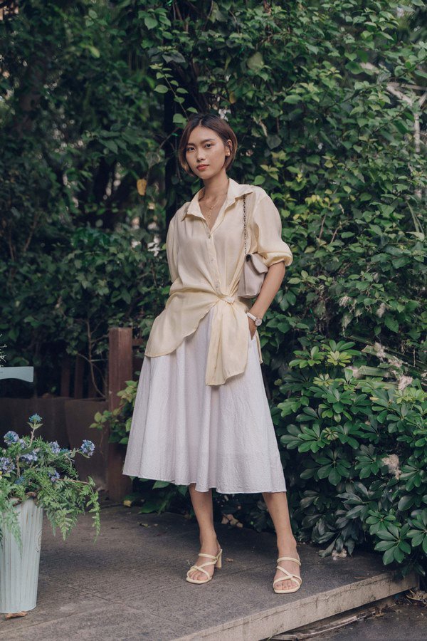 Đổi gió” cách diện áo sơ mi, chị em có ngay vẻ ngoài cực cuốn hút trong mắt đồng nghiệp-9