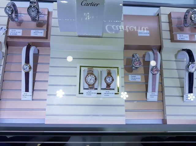 Trung tâm mua sắm Asean Quảng Ninh: Đồng hồ hàng hiệu rởm giá 400 triệu-2