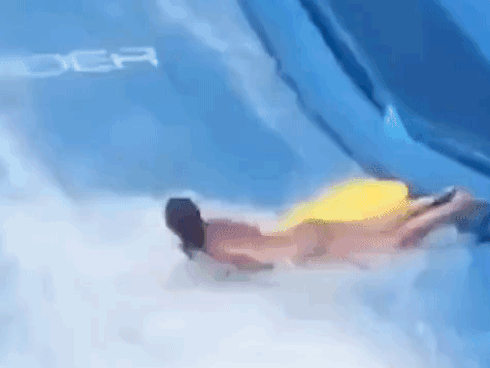 Có gì bằng tình cha nghĩa mẹ: 2 ngày 1 lần, cặp vợ chồng lại đi xe máy 120km đổi bình oxy để giữ mạng cho con-4