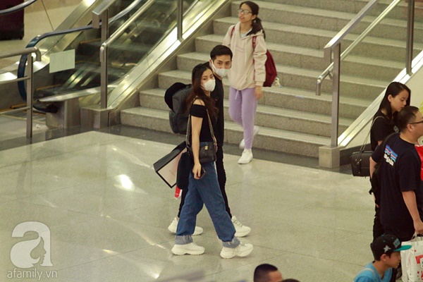 Hot: Đông Nhi và Ông Cao Thắng bất ngờ được tổ chức đám cưới ngay tại sân bay sau khi trở về từ Mỹ-1