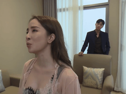 'Về nhà đi con' tập 65: Nhã kể chuyện bị phản bội nhằm chiếm sự thương cảm của Vũ