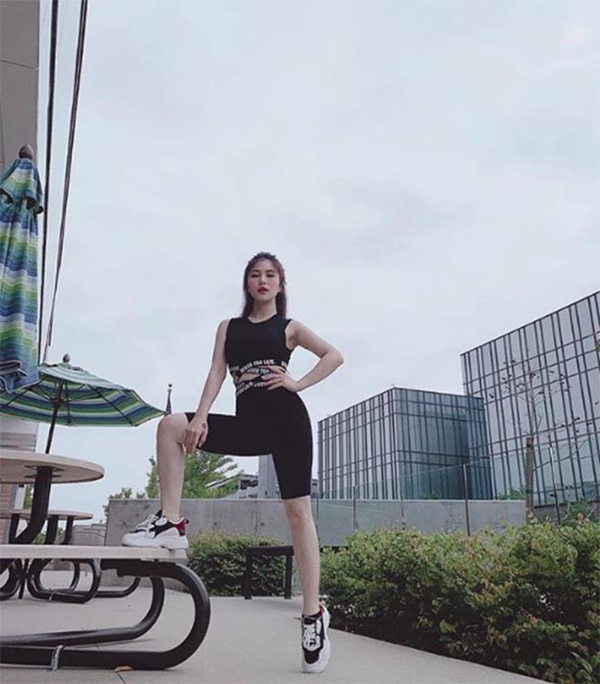 Hình ảnh nóng bỏng và điều gây tò mò của Hương Tràm khi tạm rời xa showbiz-8