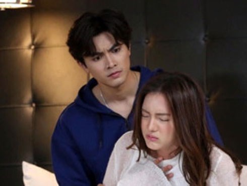 Chỉ vì lỡ lời trong đêm tân hôn, vợ trẻ bị chồng đuổi ra khỏi nhà ngay giữa lúc mặn nồng