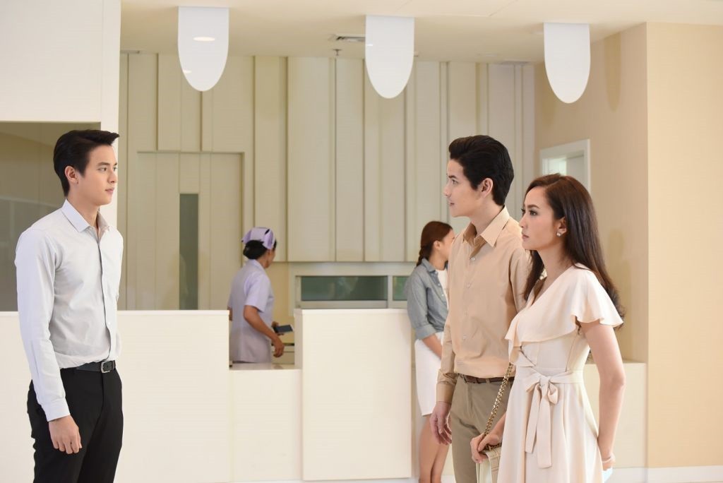 Anh vẫn nhớ tôi là vợ anh sao?” - câu nói chết điếng và hành động sau cùng của vợ khiến gã chồng bội bạc phải nuốt nghẹn”-2