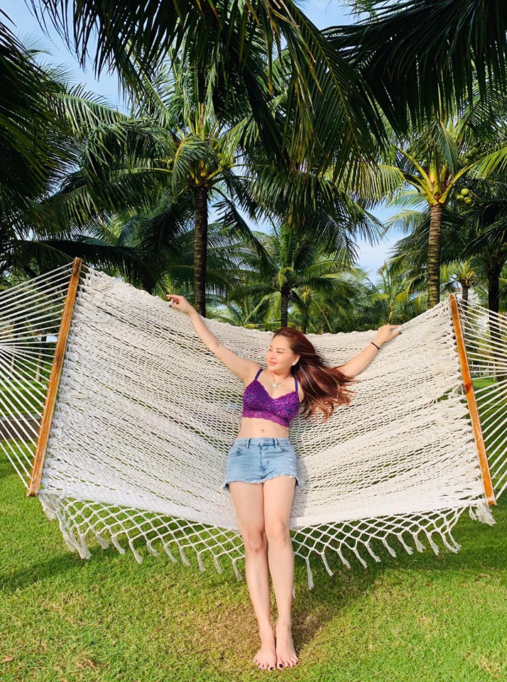 Những mỹ nhân của Vbiz: Mặc tuổi tác vẫn tự tin khoe nhan sắc trẻ trung cùng body săn chắc, gợi cảm khiến khối thiếu nữ phải e dè!-1