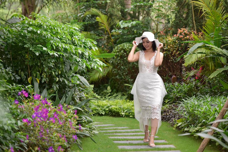 Những mỹ nhân của Vbiz: Mặc tuổi tác vẫn tự tin khoe nhan sắc trẻ trung cùng body săn chắc, gợi cảm khiến khối thiếu nữ phải e dè!-10