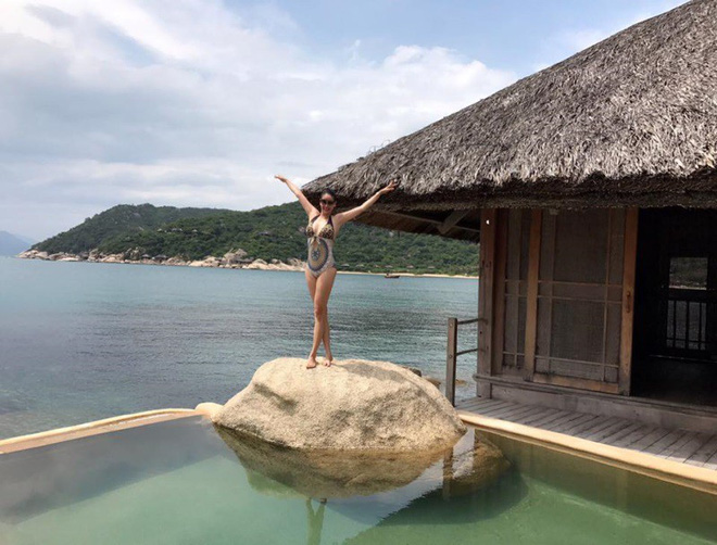 Những mỹ nhân của Vbiz: Mặc tuổi tác vẫn tự tin khoe nhan sắc trẻ trung cùng body săn chắc, gợi cảm khiến khối thiếu nữ phải e dè!-13