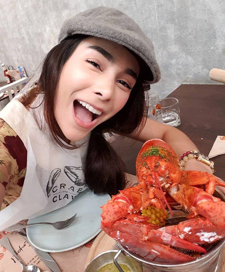 Tân Hoa hậu Hòa bình Thái Lan bị chê kém sắc và xấu tính-11