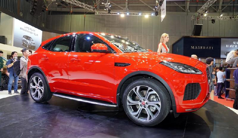 Ô tô đại hạ giá, hàng xóm rủ nhau rước xế hộp tiền tỷ-2