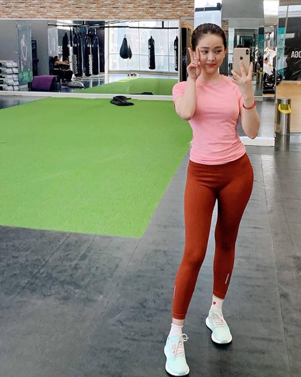 Thúy Vi giảm cân thành công, mặc bikini không còn thô như khúc gỗ-7