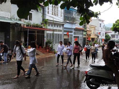 Tỷ lệ tốt nghiệp THPT trên 90%, điểm chuẩn đại học sẽ tăng nhẹ-4