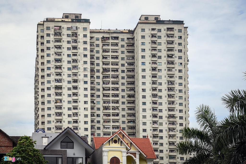 Dân ở chung cư ông Thản bất ngờ khi bị thu hồi sổ đỏ-1