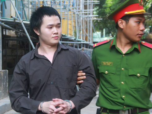 Môi giới á hậu bán dâm nghìn đô, tú ông 9X lĩnh 5 năm tù-1