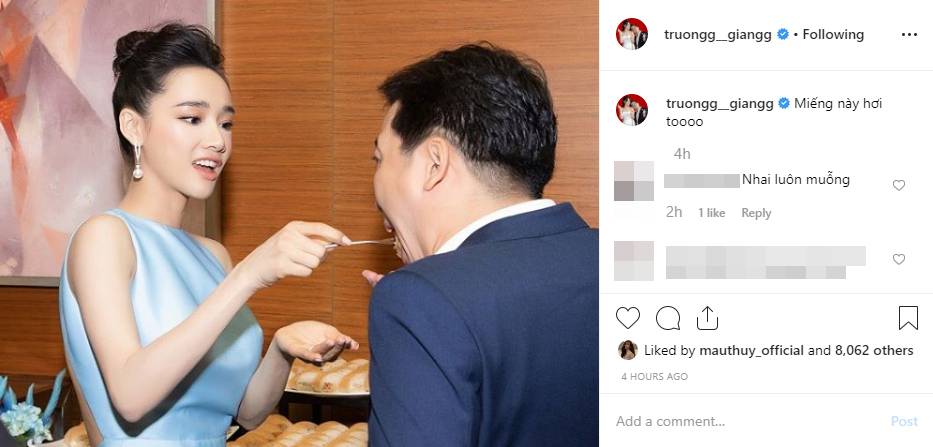 Nhã Phương tình tứ đút bánh cho Trường Giang, dân mạng chưa kịp khen đã phì cười khi nhìn ra điểm sai sai-1