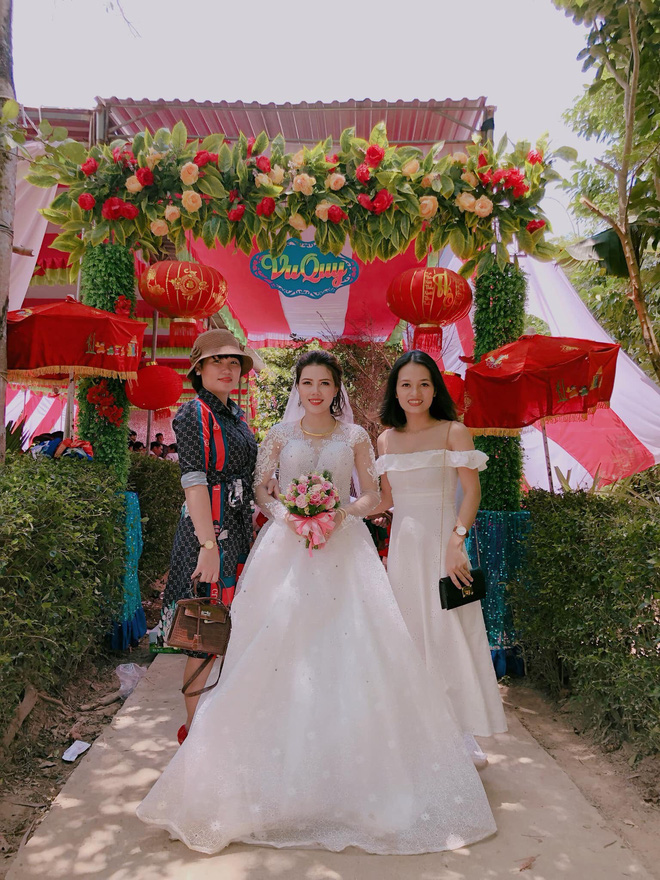 Đám cưới không chú rể ở Quảng Trị: Ai đến chung vui cũng lén lau nước mắt, thương cô dâu-1