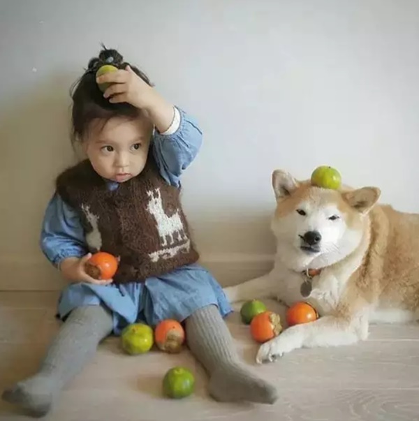 Tóc bé gái 5 tuổi rụng từng mảng vô cùng đáng sợ, lý do là chơi với thứ này trong nhà-2