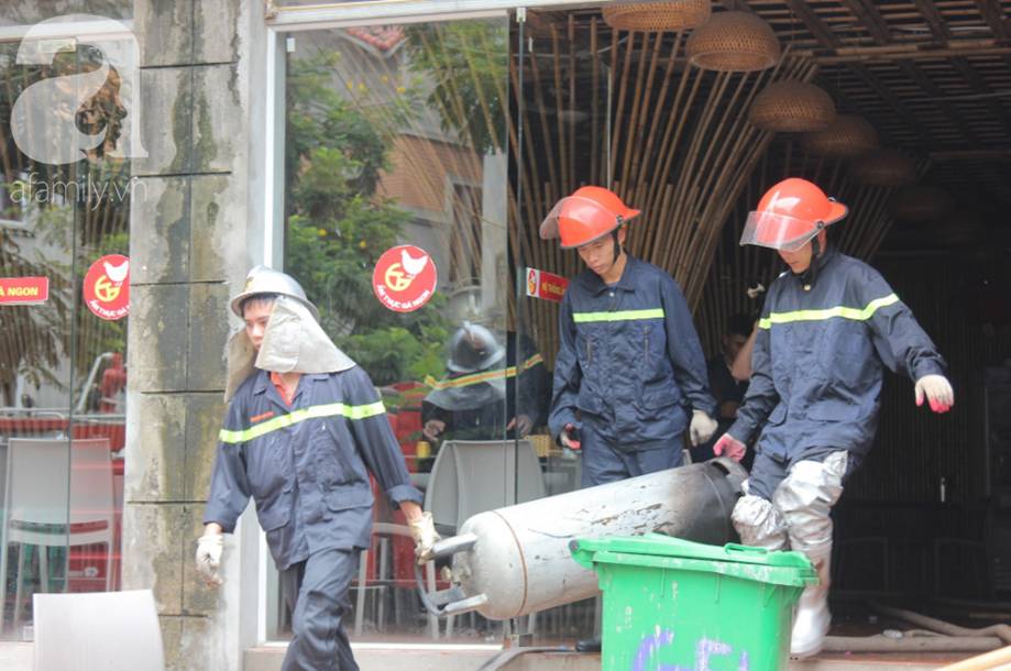 Lời kể của người chứng kiến đám cháy ở Thiên đường Bảo Sơn: Ngọn lửa to quá, tôi thấy 3 người nhảy từ lan can tầng 2 xuống đất”-7