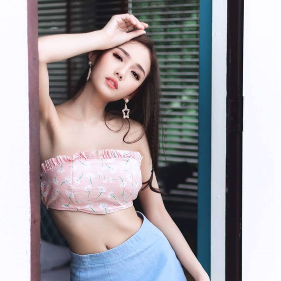 Bị bệnh viện sa thải vì quá đẹp, nữ y tá lột xác táo bạo bội phần-14