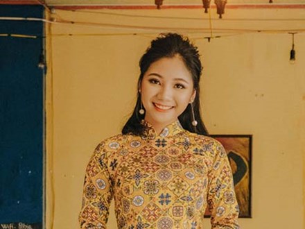 Nữ đặc công khoe ảnh 'cô Ba Sài Gòn' được dân mạng khen đẹp dịu dàng