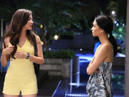 Bỏ hơn 100 triệu đi du lịch cùng gái khí chất, ngờ đâu vợ chưa động tay đánh ghen mà chồng đã quỳ rạp cứu anh với-3