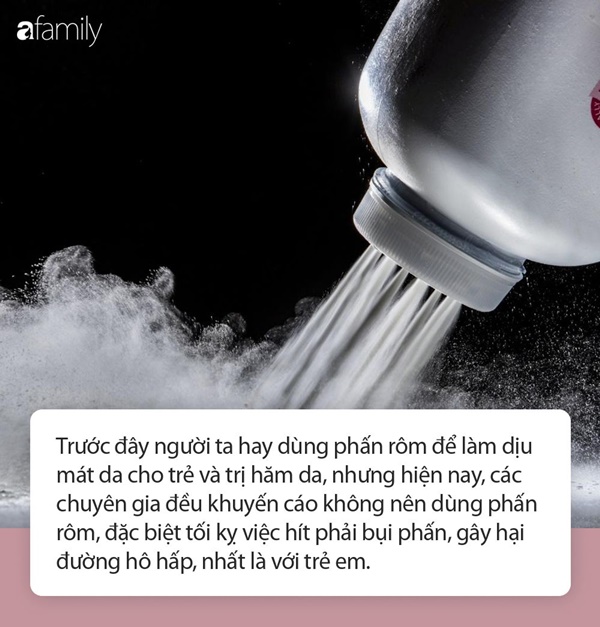 Ngoài việc phấn rôm Johnson & Johnson chứa chất gây ung thư, đây là những lý do bác sĩ khuyên không nên dùng phấn rôm cho trẻ, nhất là bé gái-2