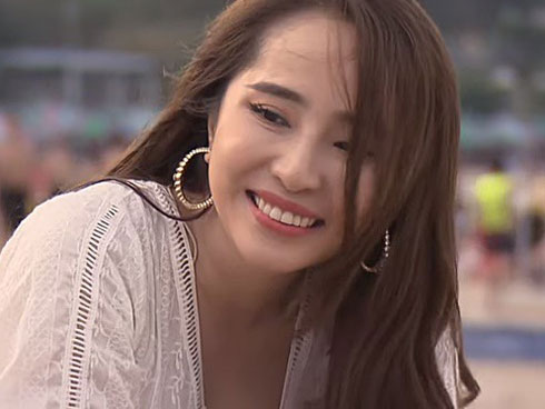 Về nhà đi con: Thấy Dũng và Thư tình cảm, Vũ tới hỏi thăm con nhưng bị đối xử phũ-1