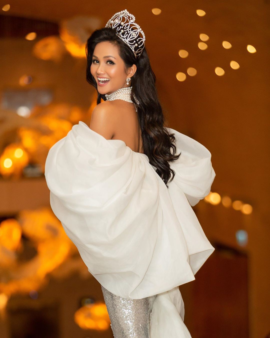 Úp mở đã lâu, HHen Niê giờ mạnh mẽ công khai có người yêu rồi đây này-3