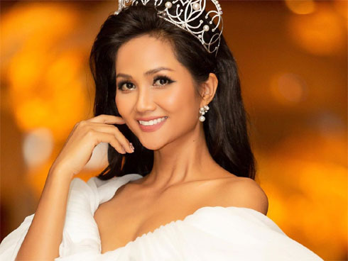 HHen Niê rơi nước mắt kể về câu chuyện buồn của gia đình, đọc xong ai cũng thấy xúc động-3