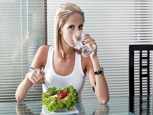 Dấu hiệu cơ thể bạn đang chứa đầy độc tố, đến viện nhanh còn kịp-1