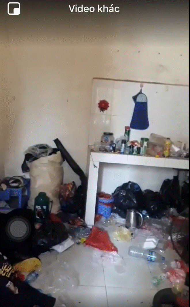 Lại thêm nam sinh bảnh nhưng bẩn: Đi 1 vòng quanh phòng trọ đâu đâu cũng ngập rác, nhưng tới WC mới đỉnh cao kinh hãi-4