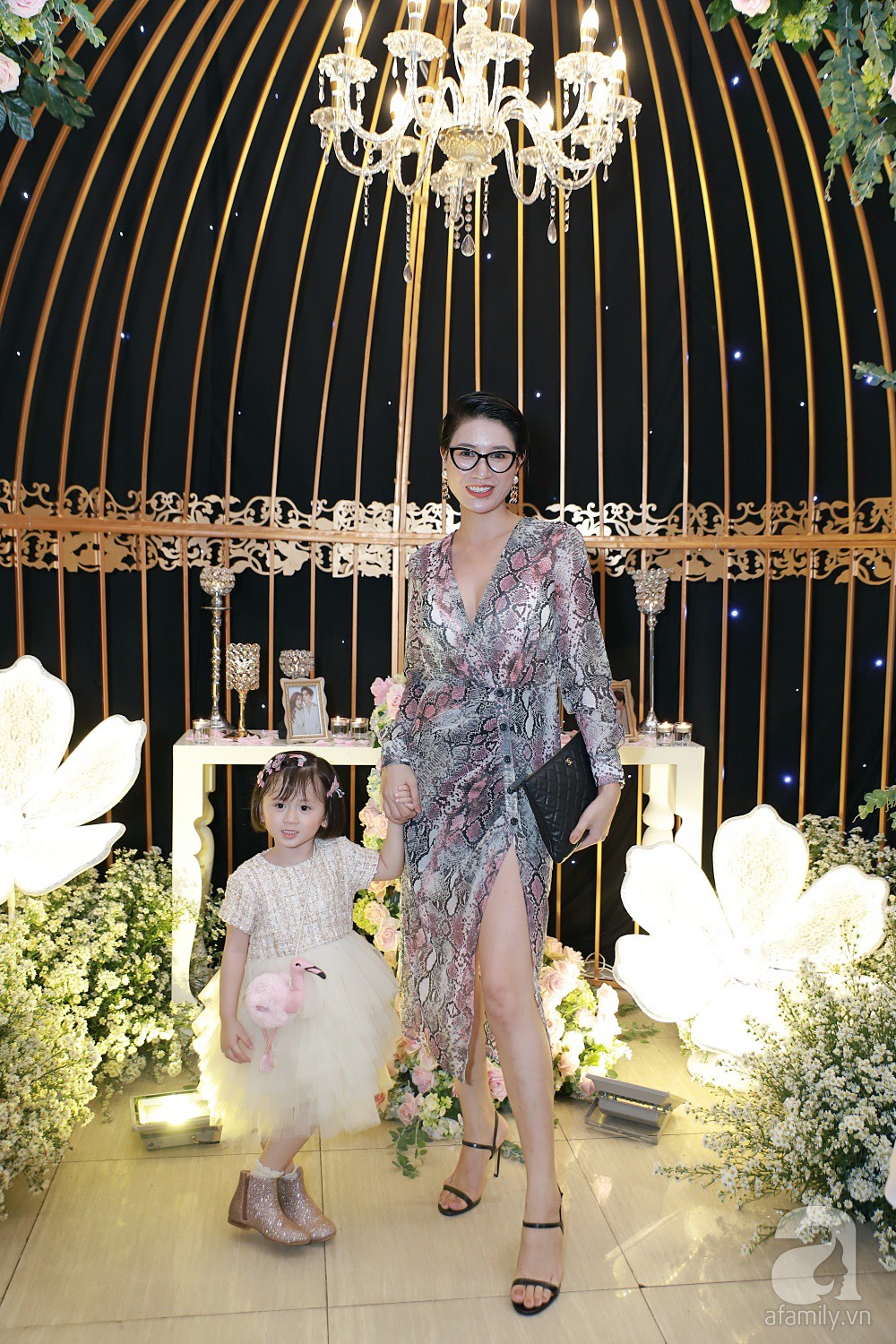 Dàn khách mời khủng xuất hiện sớm trong lễ cưới của giọng ca Mỗi người một nơi cùng chồng kém 10 tuổi-22