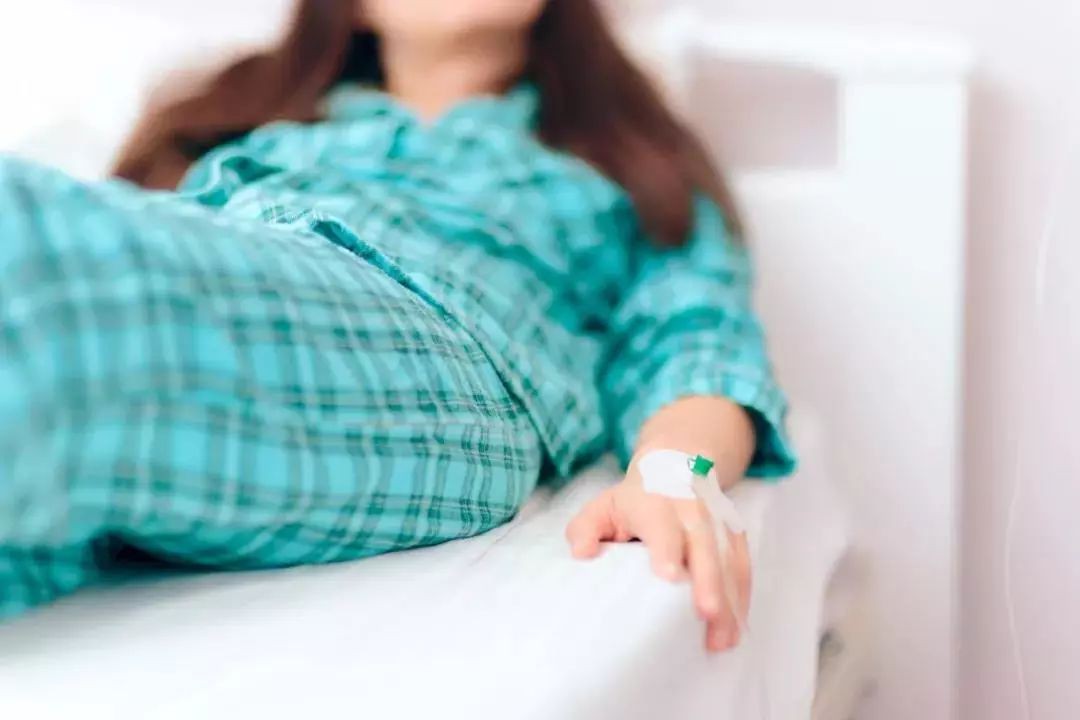 Thường xuyên chảy máu vùng kín sau quan hệ, cô gái 21 tuổi chết lặng khi nghe kết luận của bác sĩ-1