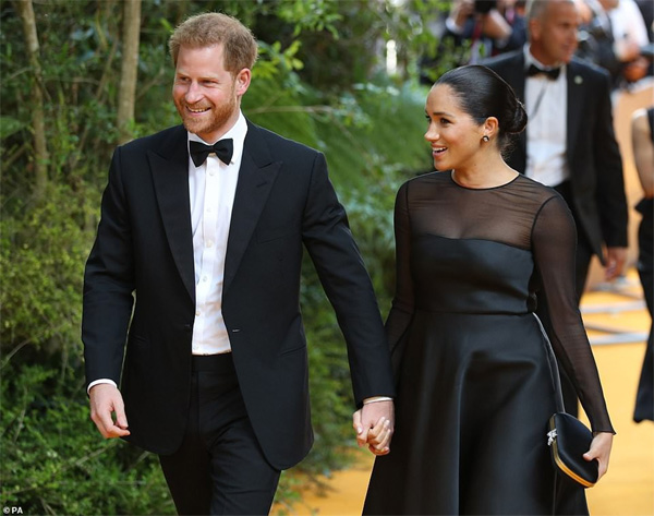 Sai lầm lớn nhất của vợ chồng Meghan Markle khiến cho họ trở thành cặp đôi thảm họa nhất hiện nay khi phải hứng chịu một loạt chỉ trích-1