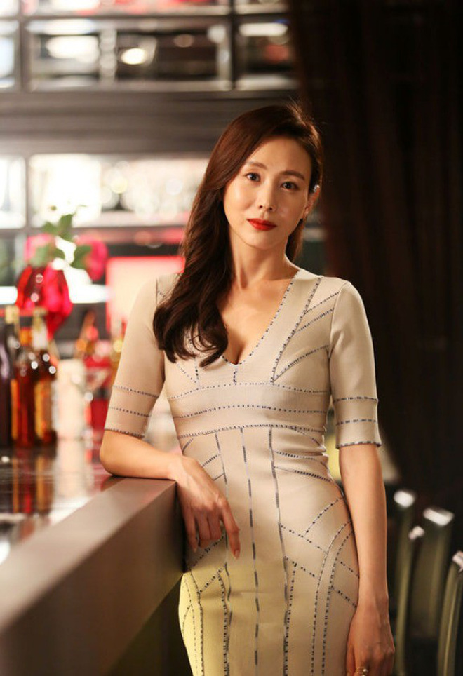 Choáng với nhà Song Hye Kyo thuê hậu ly hôn: Villa siêu xa xỉ, hàng xóm là Lee Young Ae, mỹ nam BTS và dàn sao khủng-11