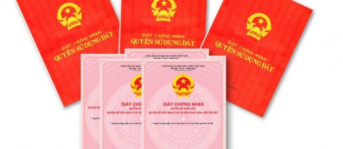 Giữa ồn ào chung cư ông Thản bị thu sổ hồng, vậy bạn đã biết sổ hồng và sổ đỏ khác nhau ở đâu?-2