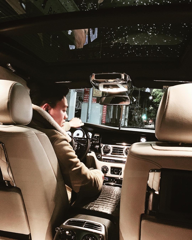 3 thiếu gia sát gái nhất showbiz Việt giàu có cỡ nào?-6