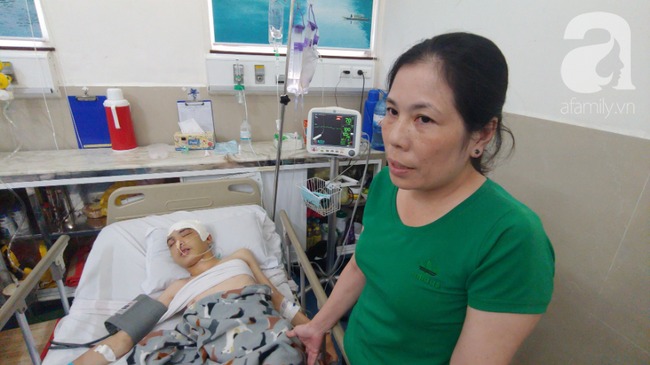 Con trai bị tai nạn dập não, bố chỉ nói câu đang bận rồi cúp máy, người mẹ nghèo bật khóc giữa bệnh viện-1