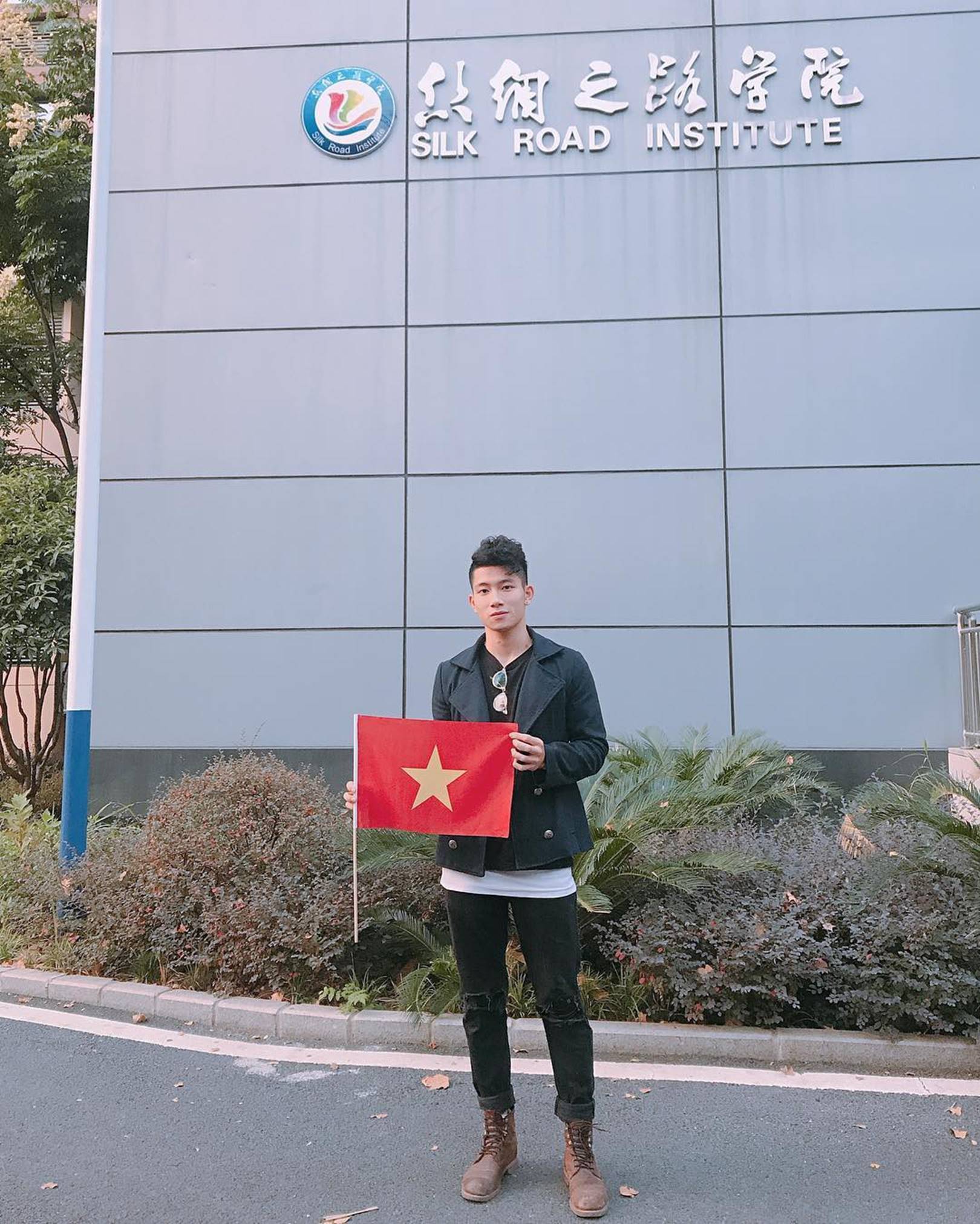 Nam du học sinh Việt tại Trung Quốc đốn tim cả con trai lẫn con gái vì body 6 múi siêu sexy, gương mặt cực điển trai-2