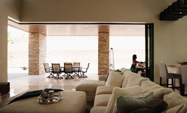 Biệt thự triệu đô ở Mỹ không kém khách sạn của vợ chồng Đan Trường-2