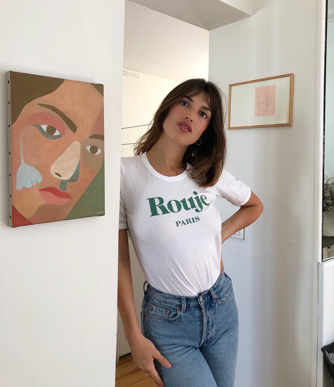 Với 5 items ai mặc cũng đẹp, phụ nữ Pháp đã sở hữu gu thời trang khiến cả thế giới ngưỡng mộ-1