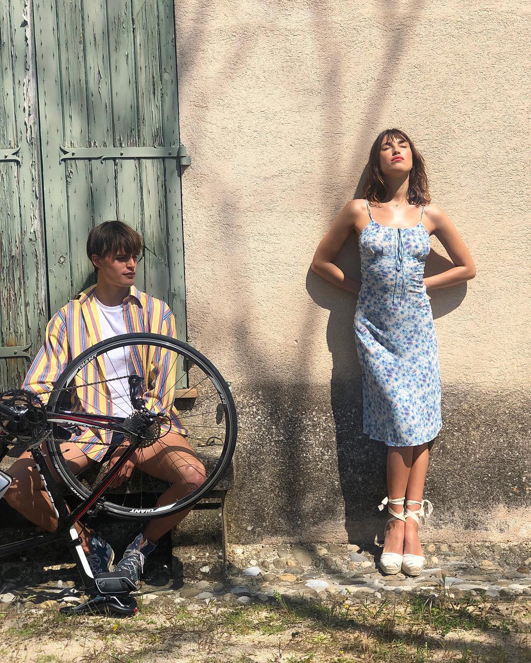 Với 5 items ai mặc cũng đẹp, phụ nữ Pháp đã sở hữu gu thời trang khiến cả thế giới ngưỡng mộ-8