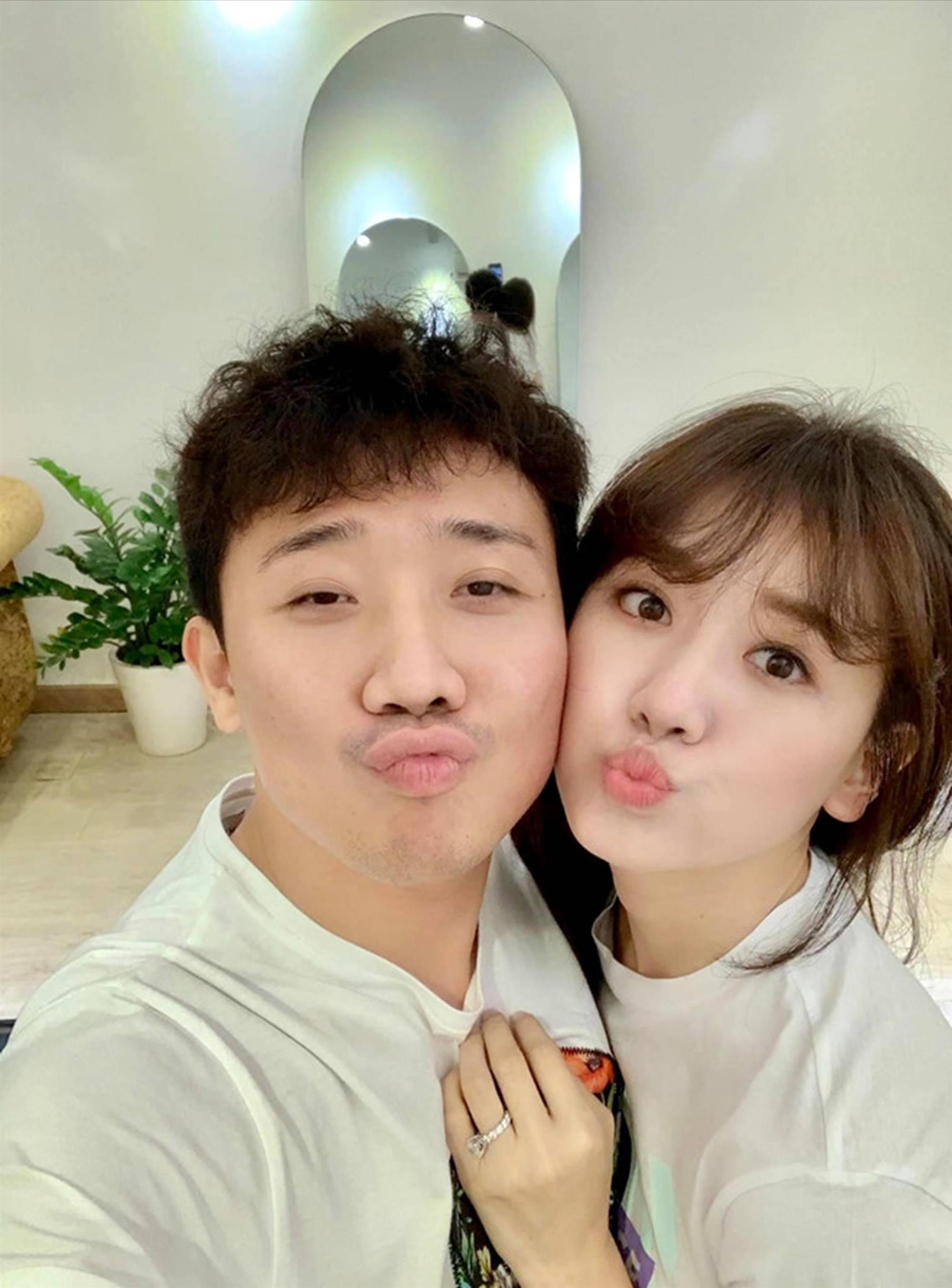Ảnh đời thường ngọt ngào của Trấn Thành và Hari Won-3