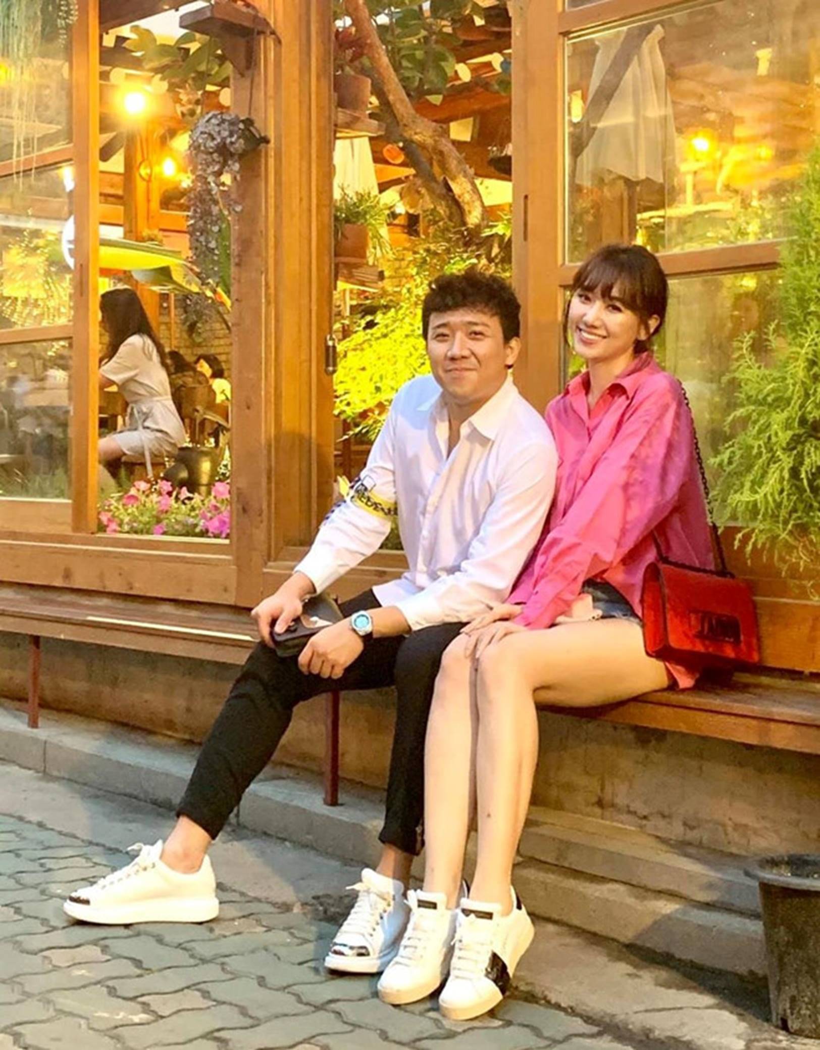 Ảnh đời thường ngọt ngào của Trấn Thành và Hari Won-4