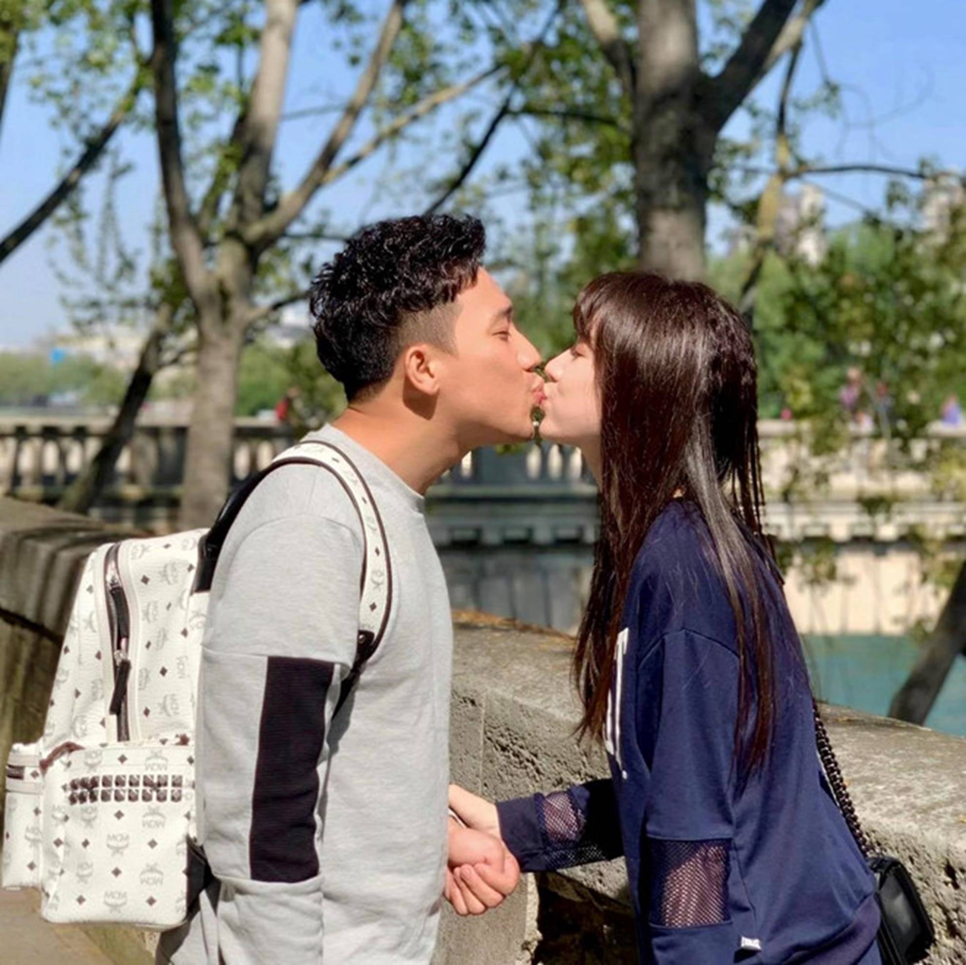 Ảnh đời thường ngọt ngào của Trấn Thành và Hari Won-5